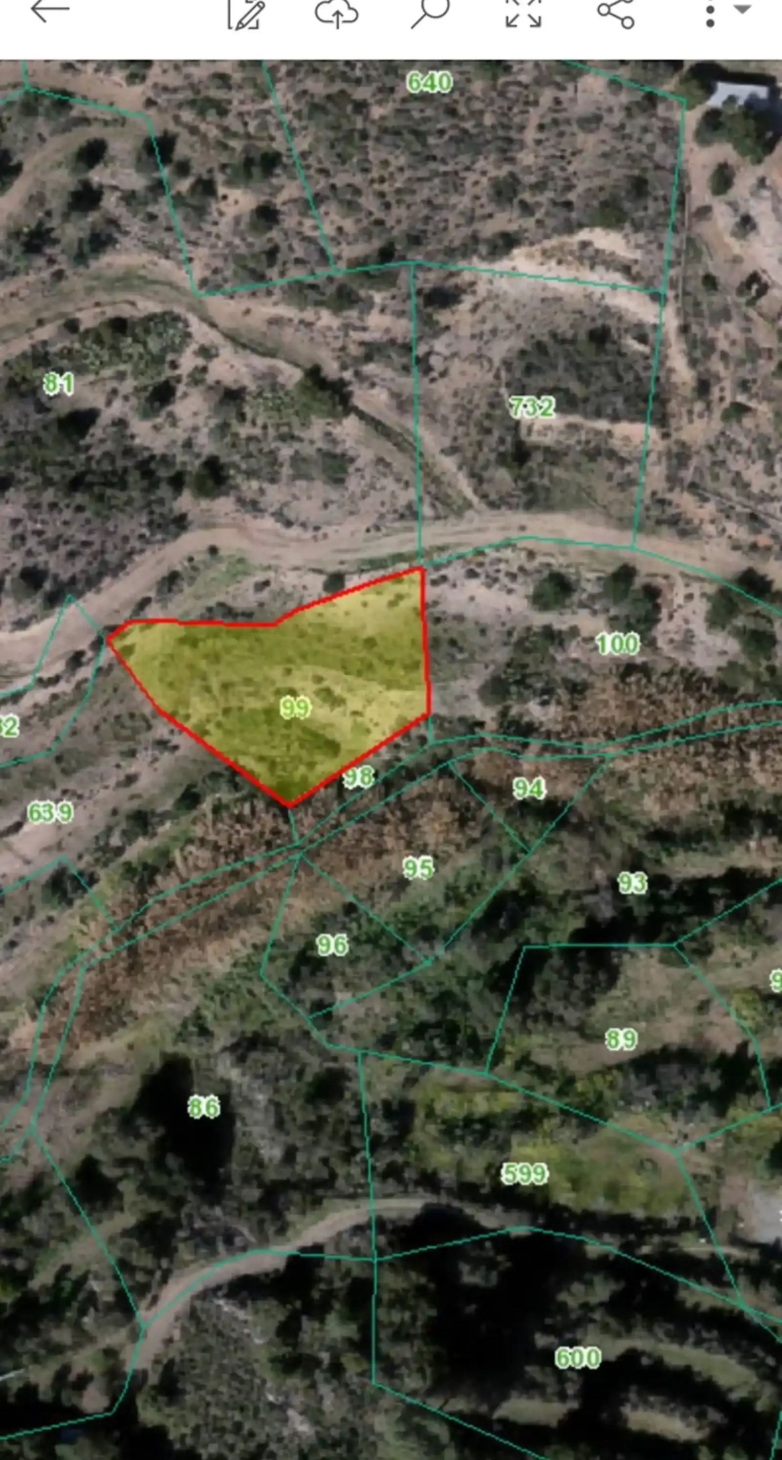 Residential land 960 m² in Lageia
