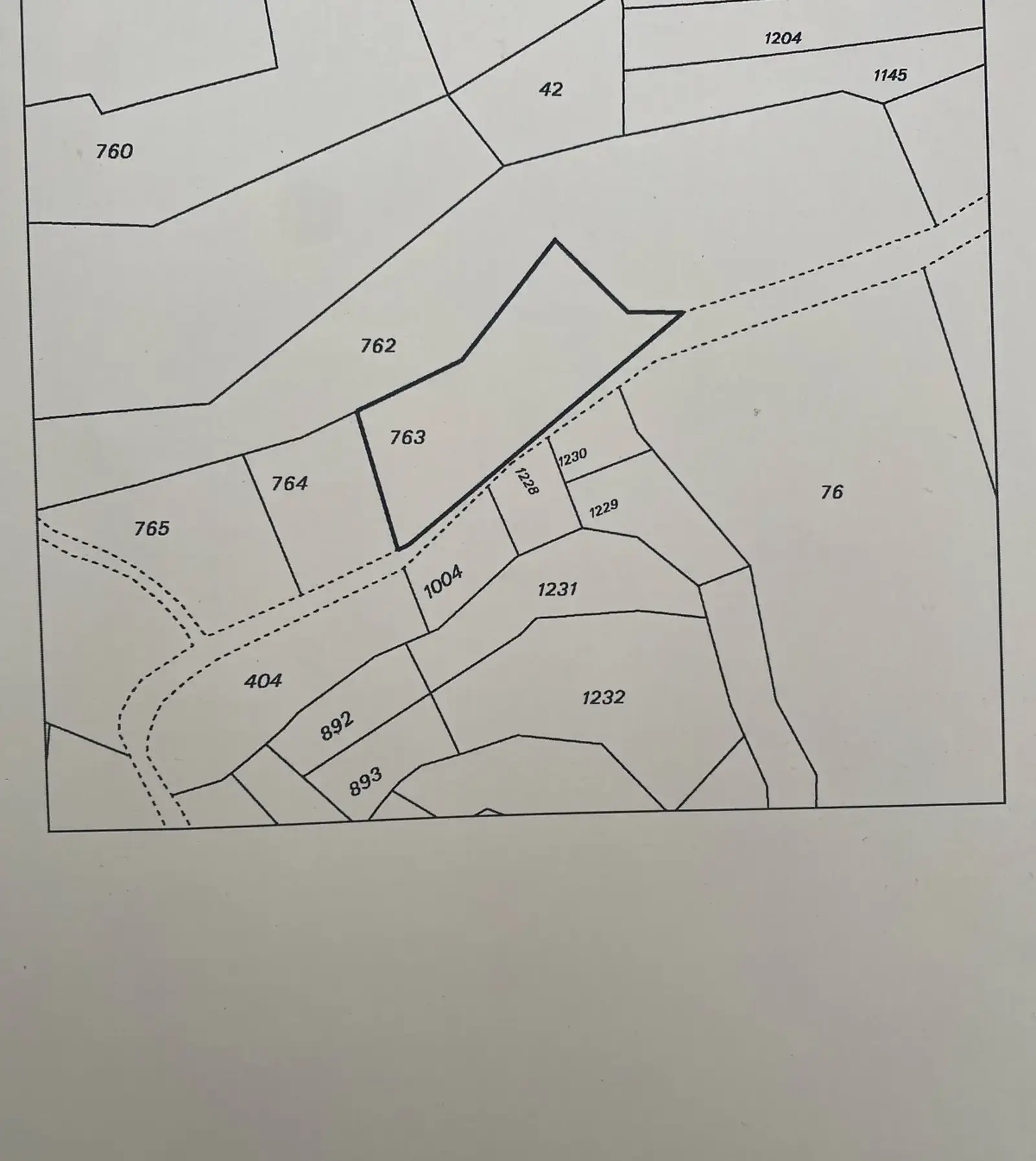 Residential Field 1660 m² in Lofou