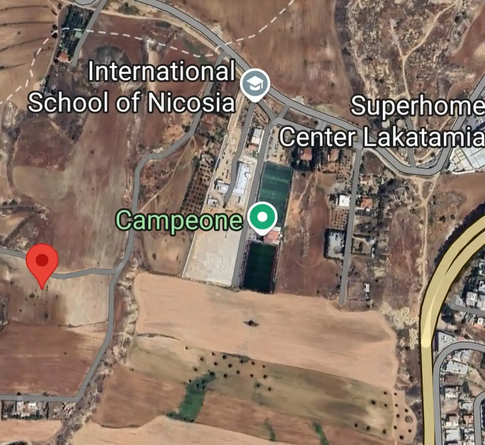 Agricultural Field 4150 m² in Lakatameia - Archangelos-Anthoupoli