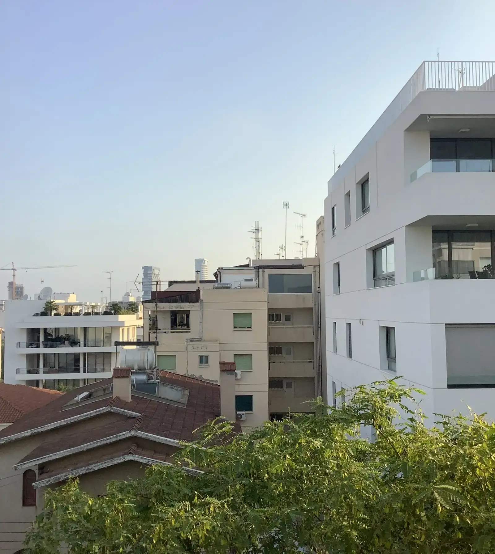 2-bedroom apartment to rent in Agioi Omologites