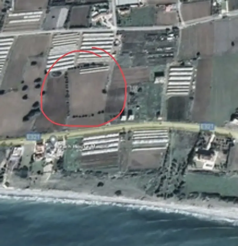 Tourist Plot 15601 m² in Maroni
