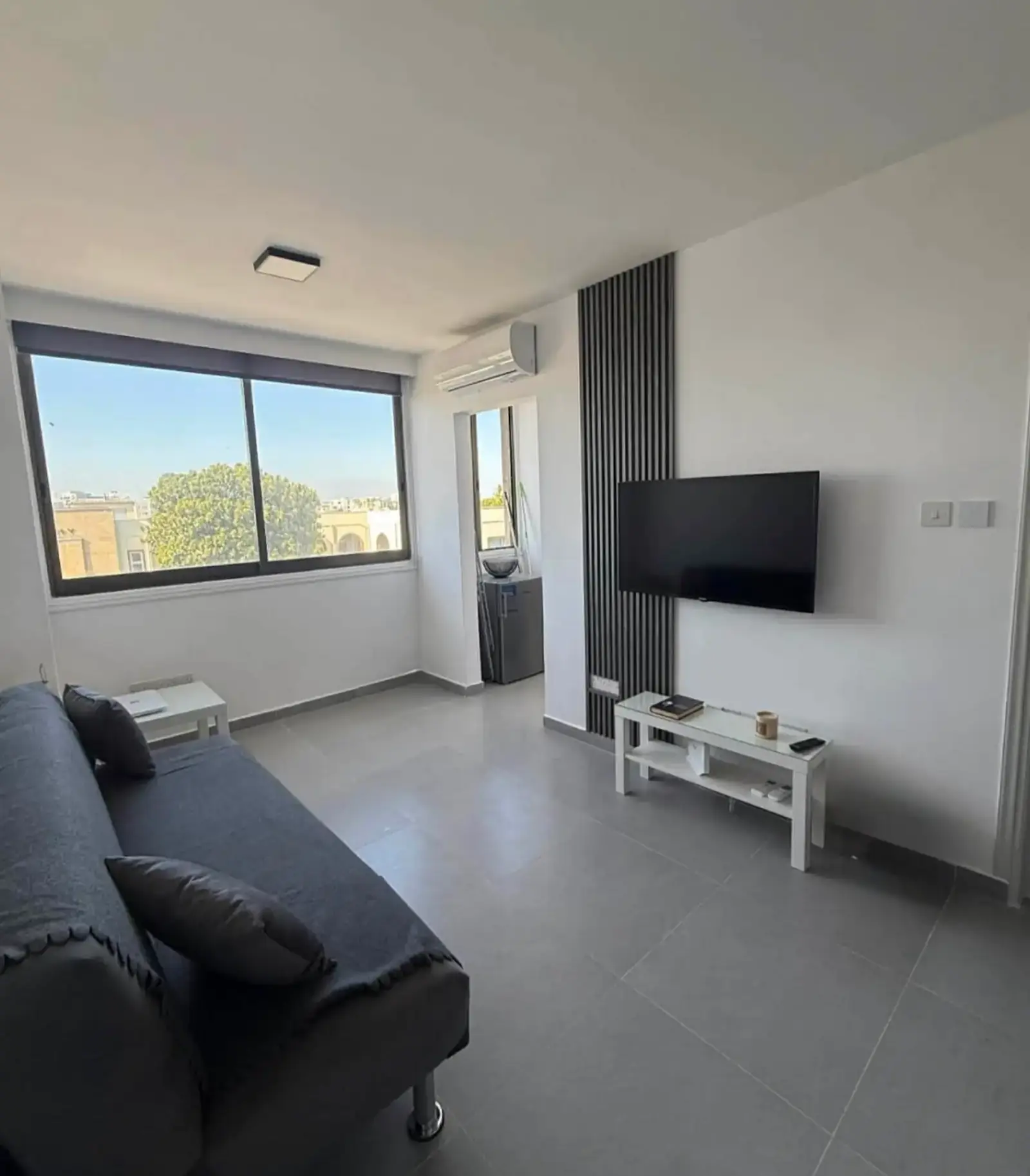 1-bedroom apartment to rent in Larnaka - Finikoudes