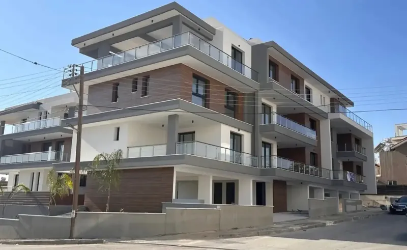 2-bedroom penthouse for sale in Mesa Geitonia