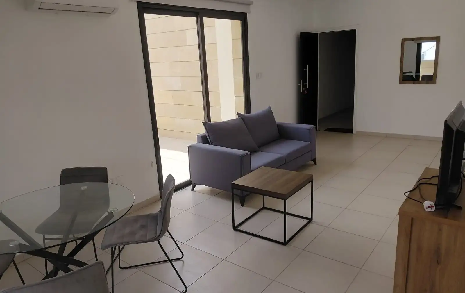 2-bedroom apartment to rent in Aglantzia
