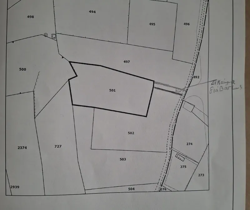 Residential Field 4478 m² in Geri