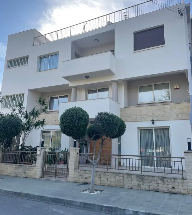4-bedroom semi-detached to rent in Omonia