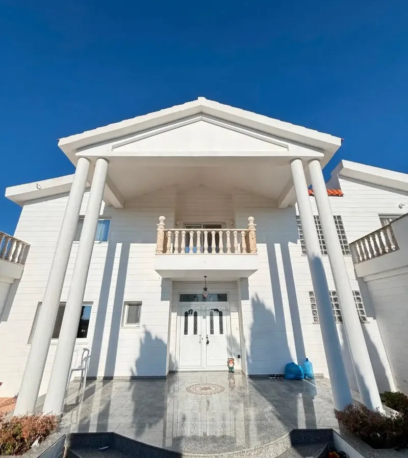 7-bedroom detached house for sale in Tsada