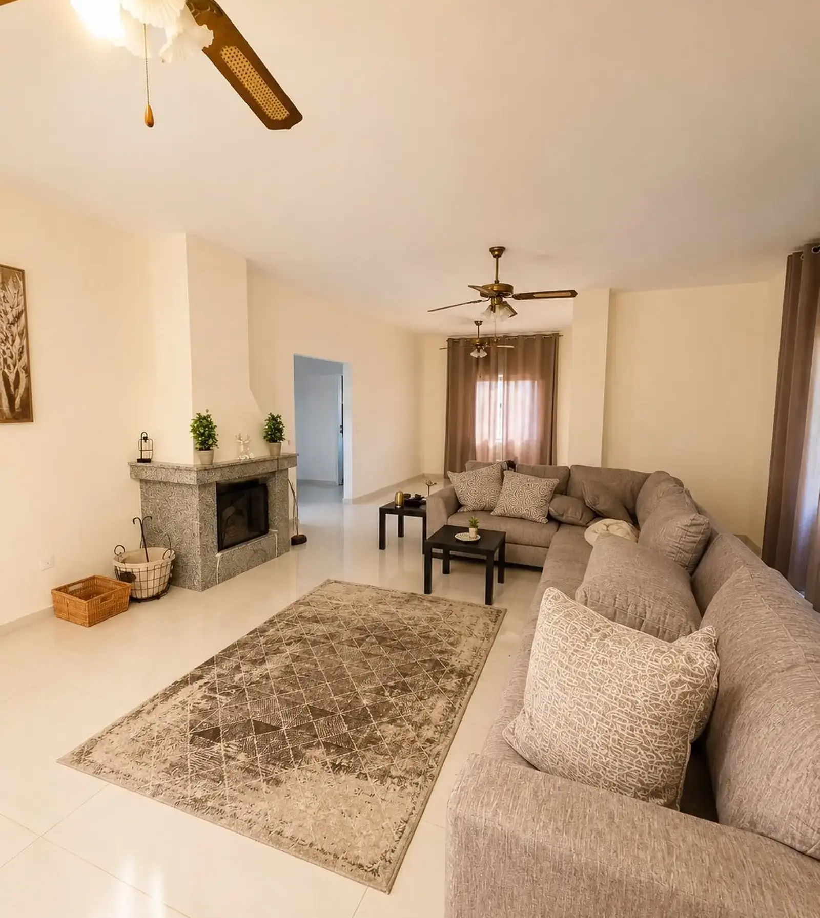 3-bedroom semi-detached to rent in Empa
