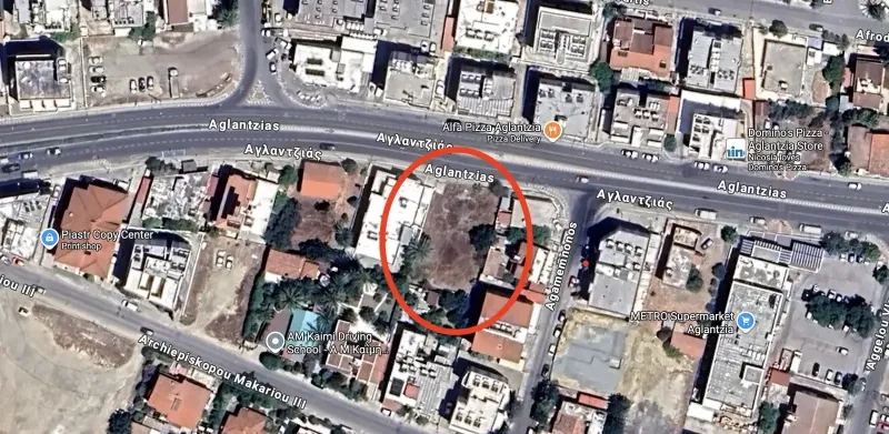 Commercial Plot 772 m² in Aglantzia