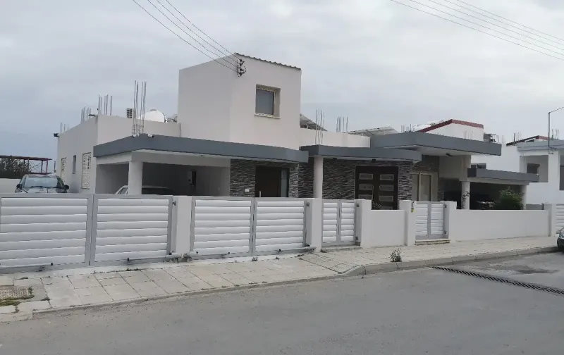 4-bedroom detached house for sale in Trachoni Lemesou
