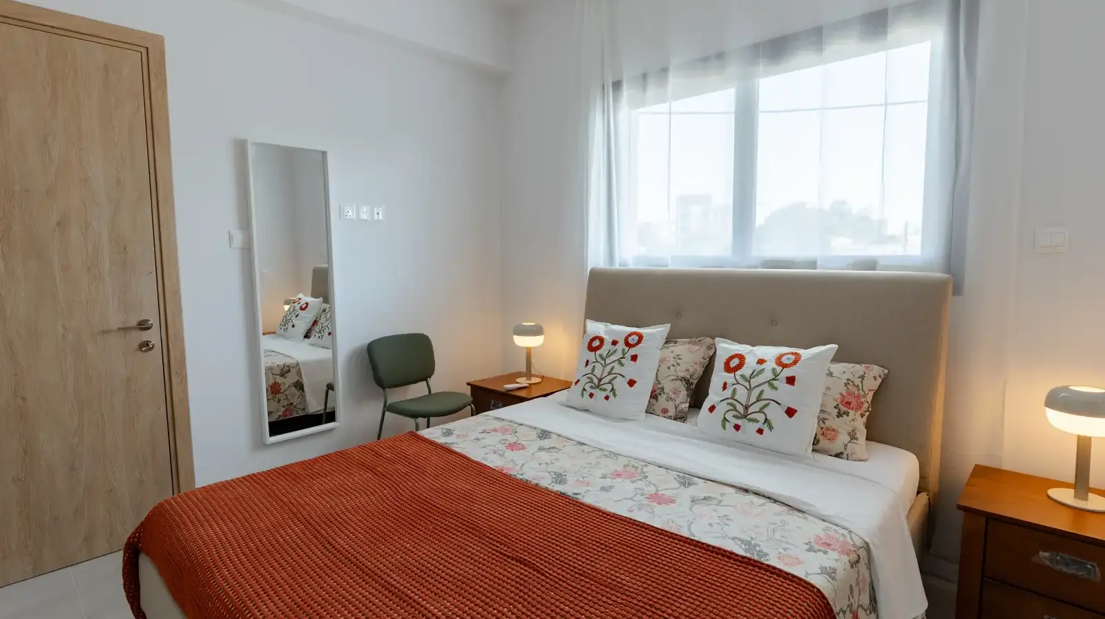 Flow 101 | luxury 1-bedroom apartment, central limassol - short stays & monthly in Agios Georgios Lemesou