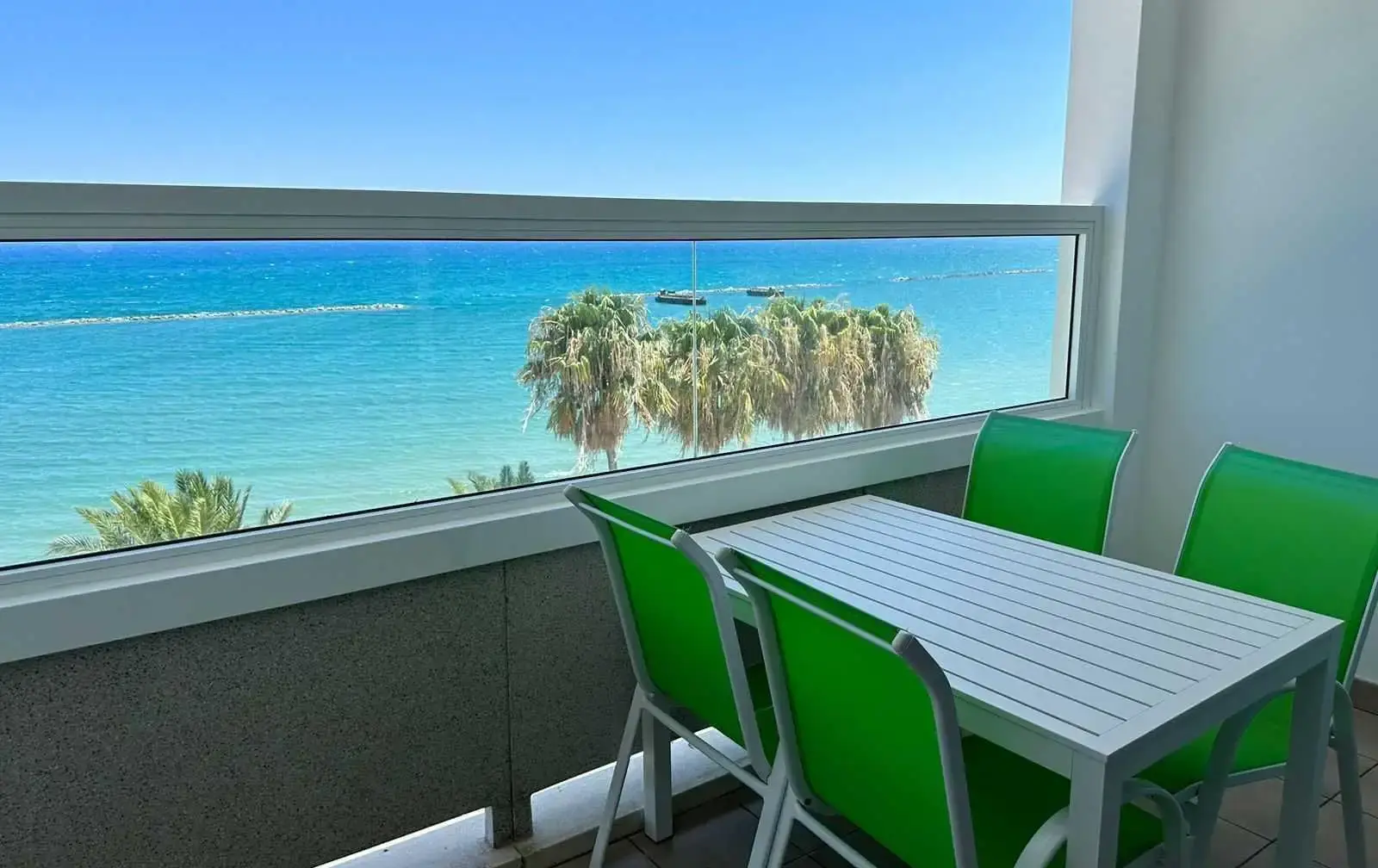 2-bedroom apartment to rent in Oroklini Tourist Area