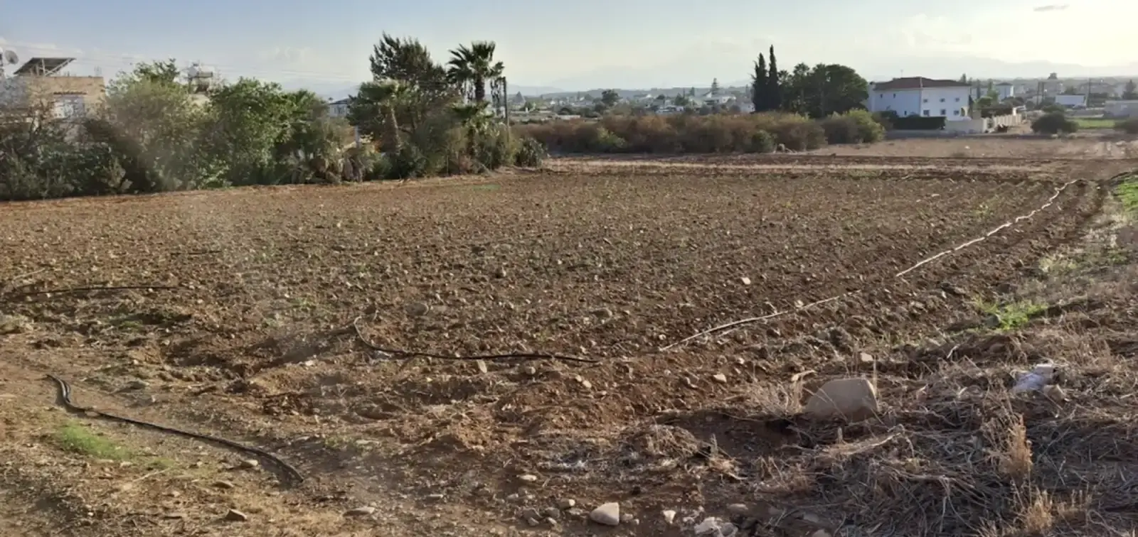 Residential Plot 1955 m² in Akaki