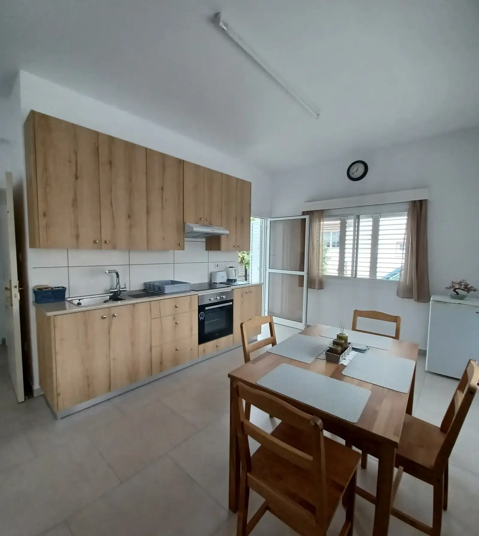 2-bedroom semi-detached to rent in Perivolia Larnakas