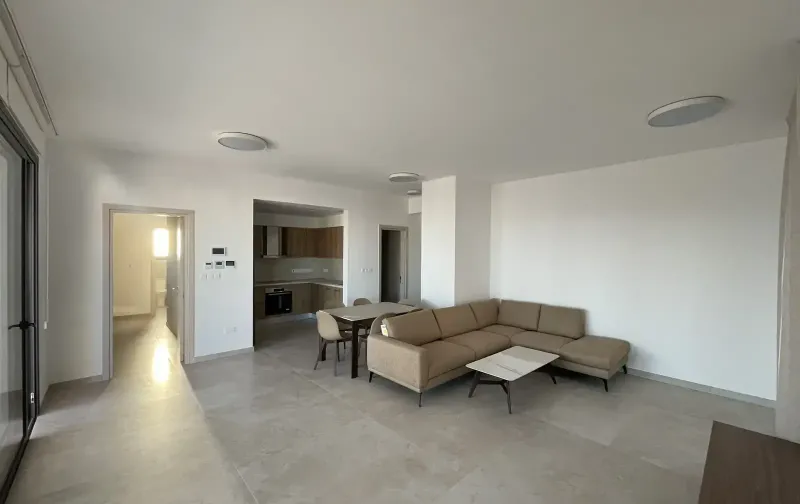 3-bedroom penthouse to rent in Neapolis