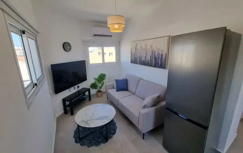1-bedroom penthouse to rent in Larnaka - Sotiros