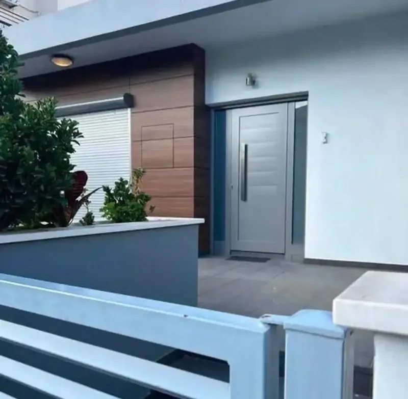 3-bedroom semi-detached for sale in Mesa Geitonia