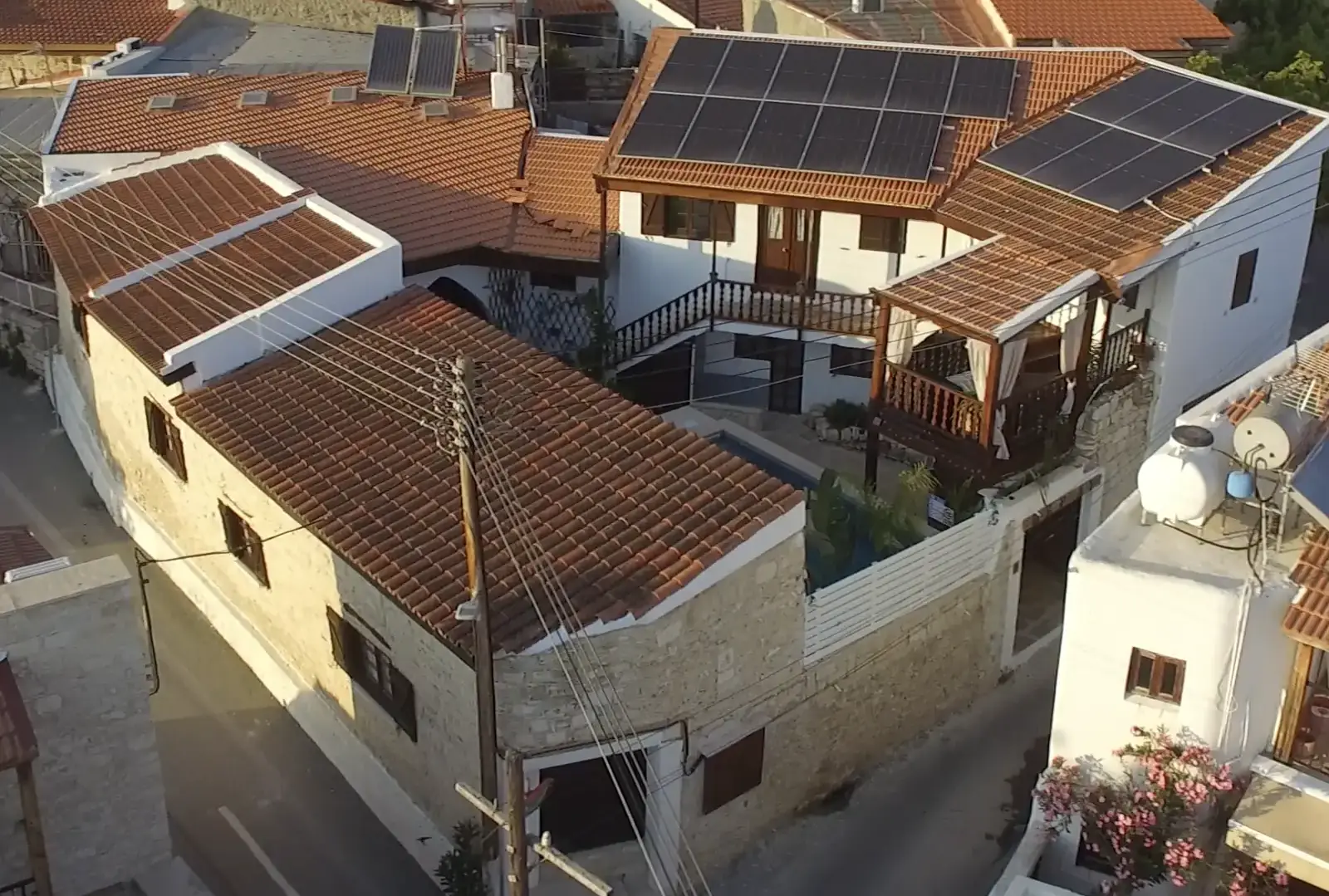Birds of paradise villa in Pentakomo