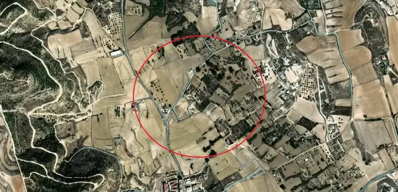 Residential Plot 3820 m² in Oroklini
