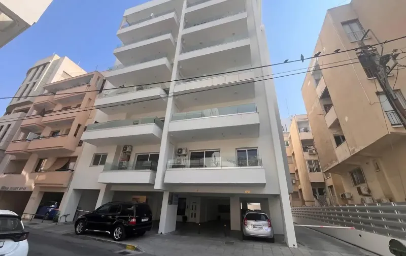 2-bedroom apartment to rent in Larnaka - Finikoudes