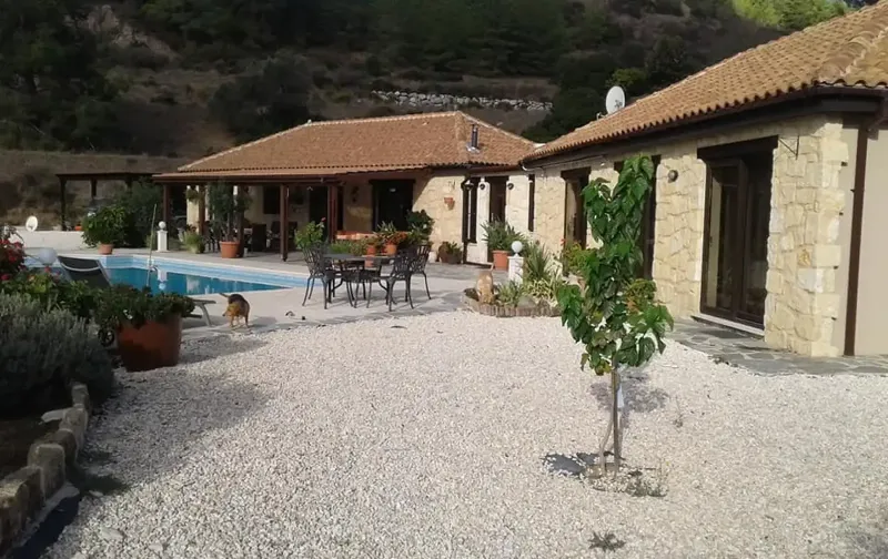 4-bedroom detached house for sale in Lysos