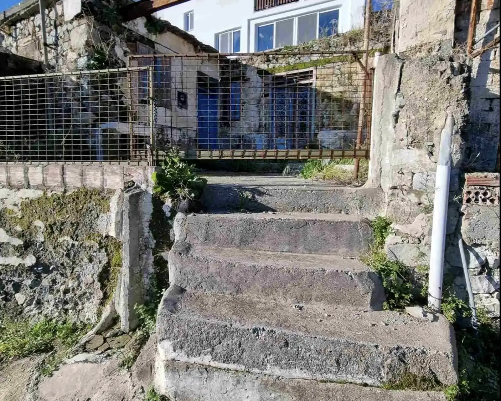 2-bedroom detached house for sale in Dierona