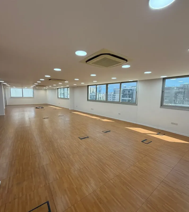 Specious office in Agios Athanasios