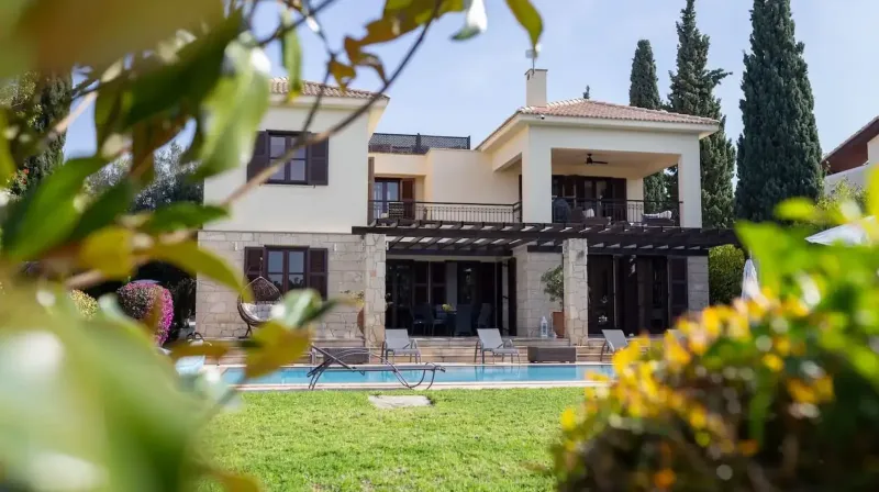 4-bedroom villa to rent in Aphrodite hills Kouklia