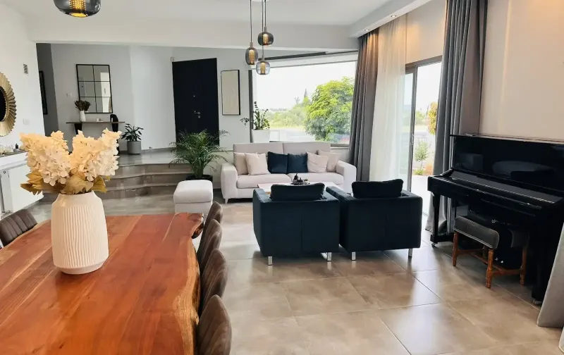 4-bedroom detached house for sale in Pano Deftera