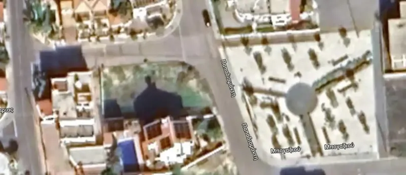Residential Plot 498 m² in Deryneia