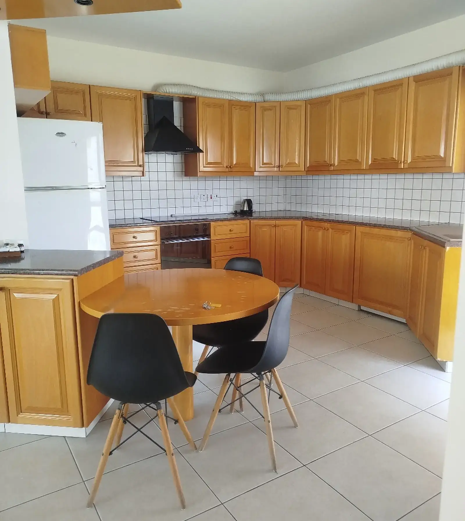 2-bedroom apartment to rent in Lykabittos