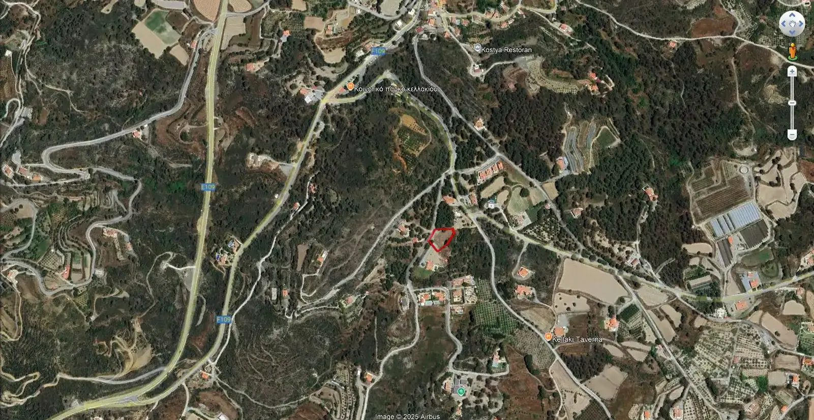 Residential Field 1977 m² in Kellaki