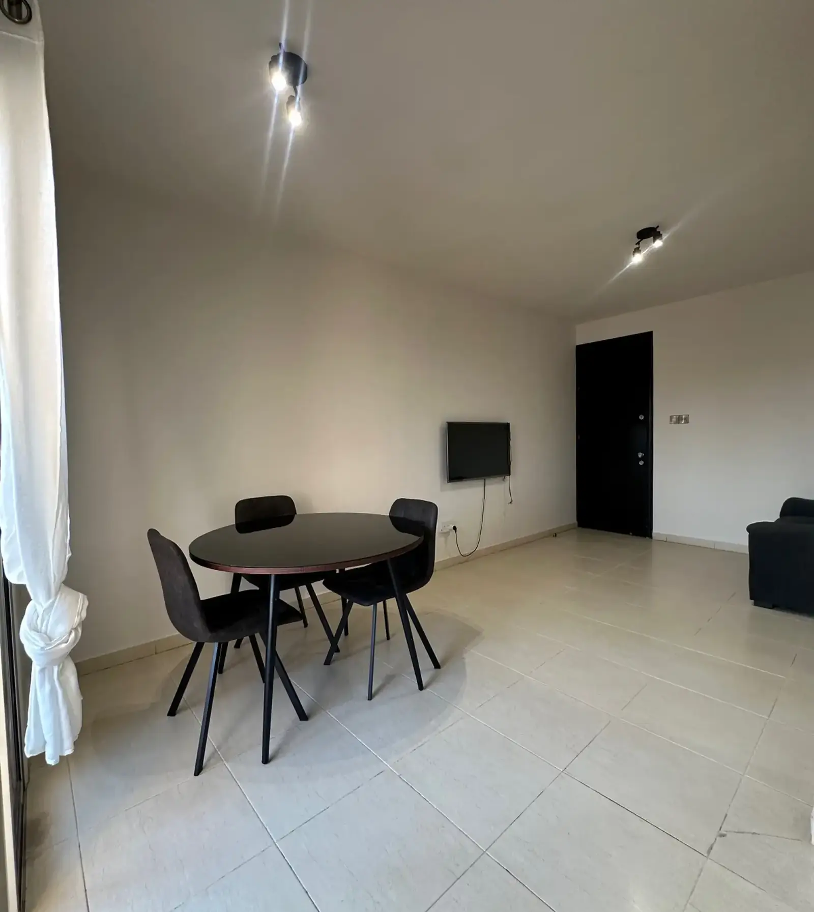 2-bedroom apartment to rent in Germasogeia Tourist Area