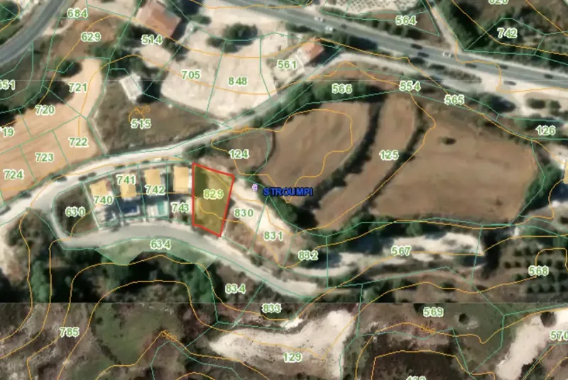 Residential Plot 607 m² in Stroumpi Kato