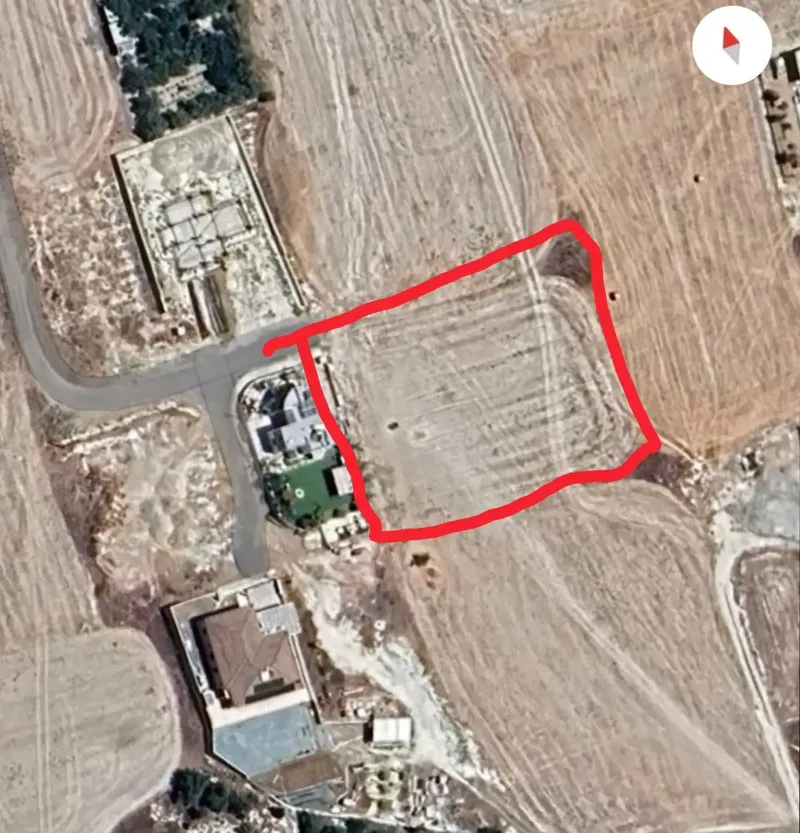 Residential Plot 2000 m² in Lympia