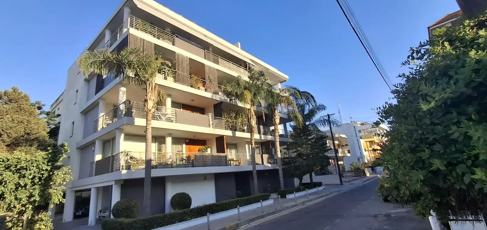2-bedroom apartment for sale in Lykabittos