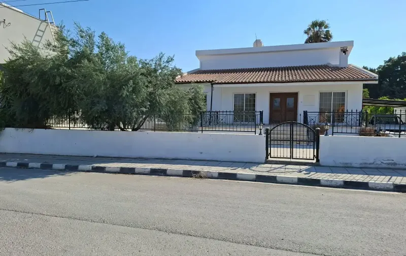 5-bedroom detached house to rent in Zygi