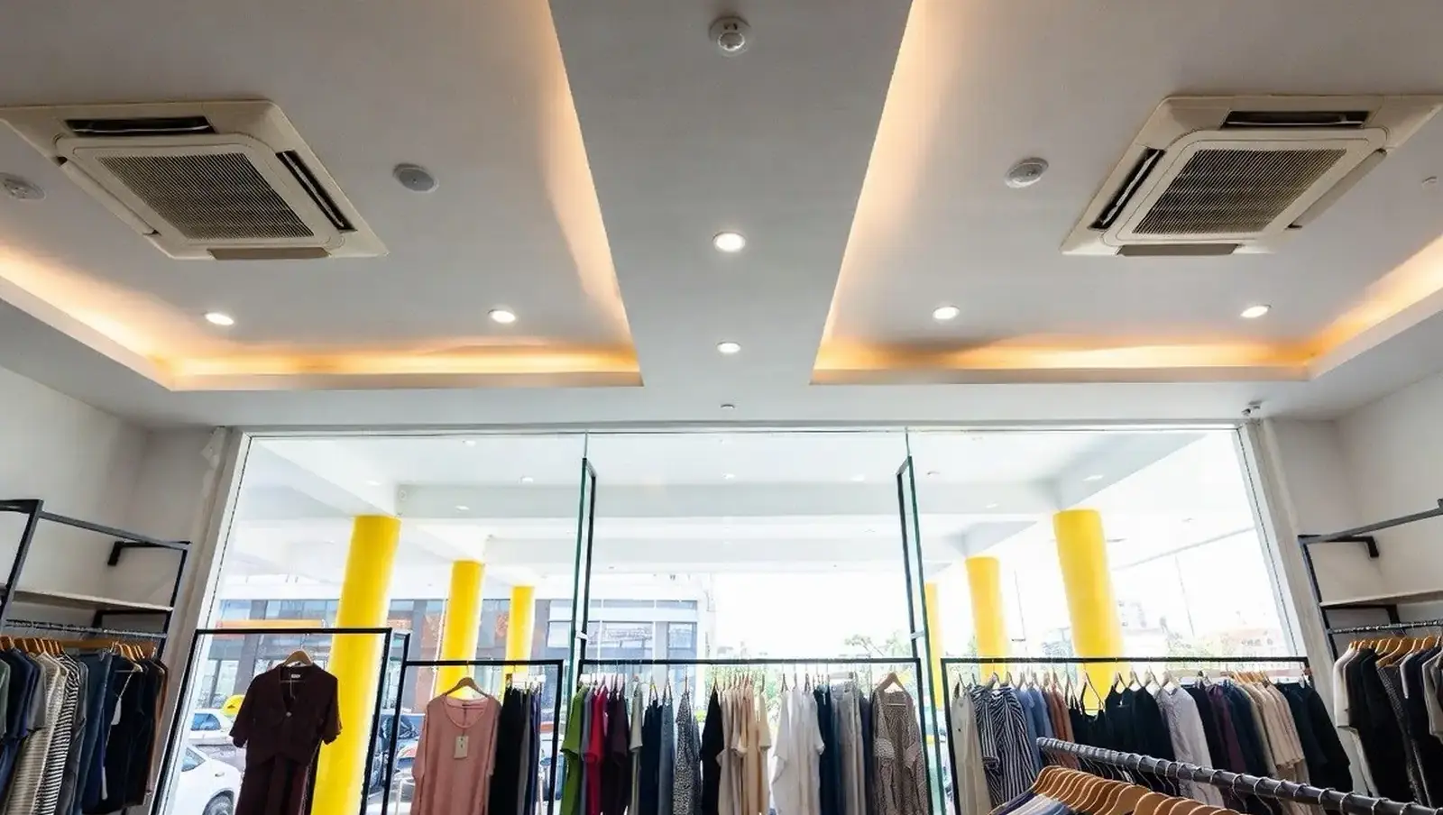 Κατάστημα / εκθεσιακός χώρος 377 m² προς ενοικίαση στην περιοχή Agia Zoni