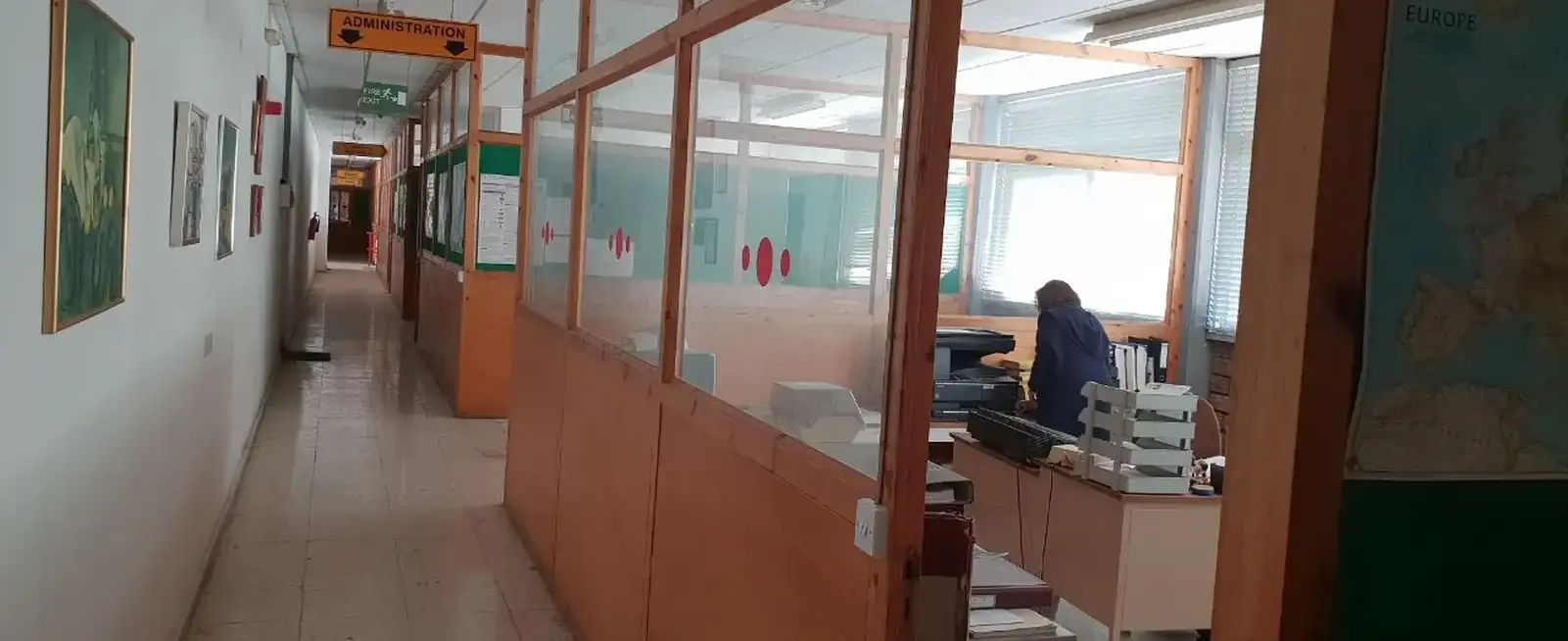 Offices with warehouse space in Agia Varvara