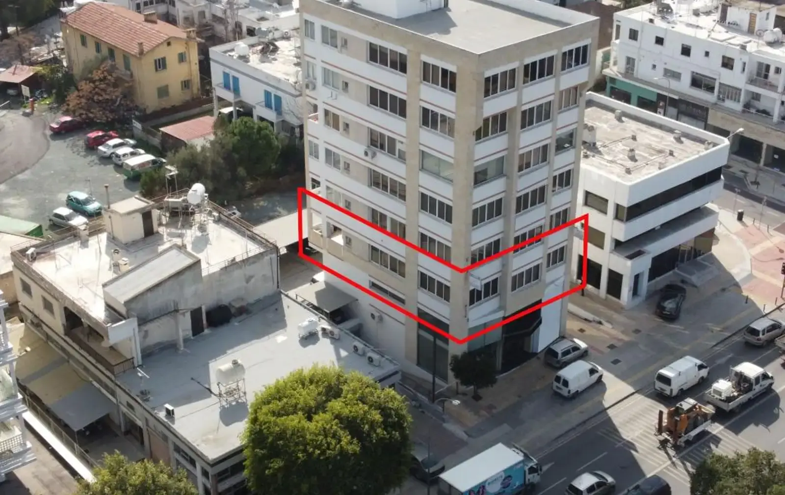 Great whole floor office in Ag. Antonios