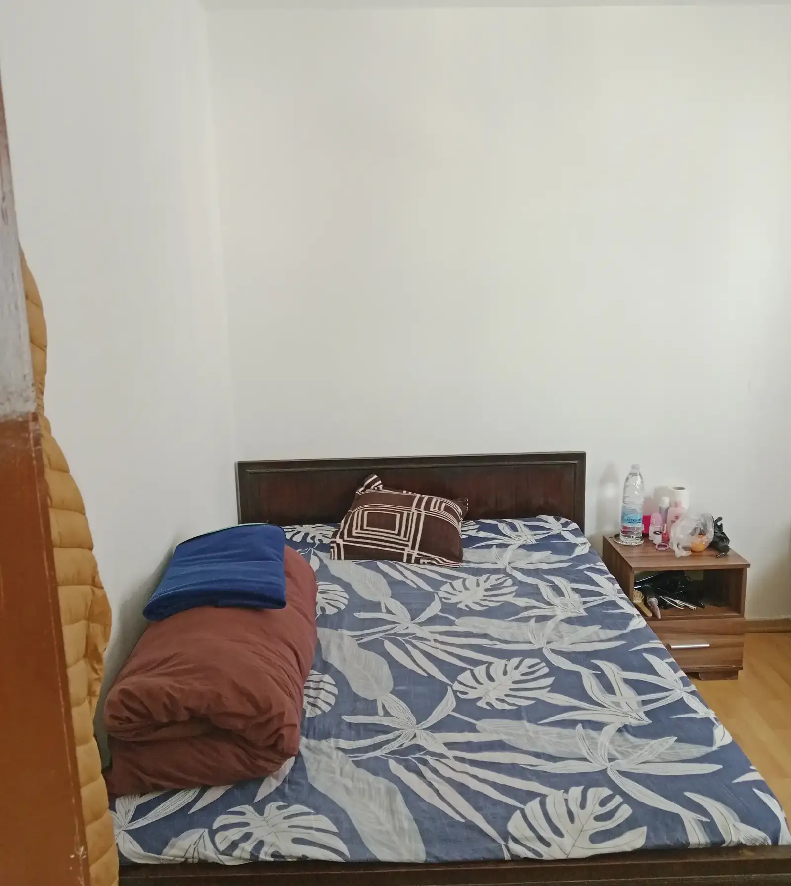 Accommodation available ideally for Indians and Nepal girls in Omonia