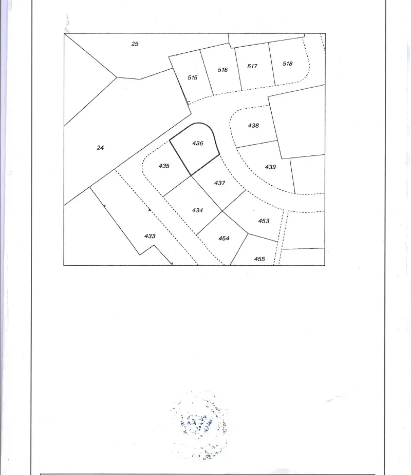 Residential Plot 561 m² in Kokkinotrimithia