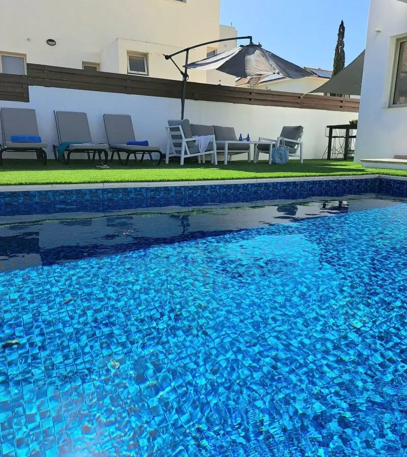 Luxury 3 bedroom villa with a pool in Pernera