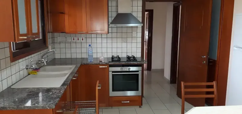 3-bedroom apartment to rent in Palouriotissa