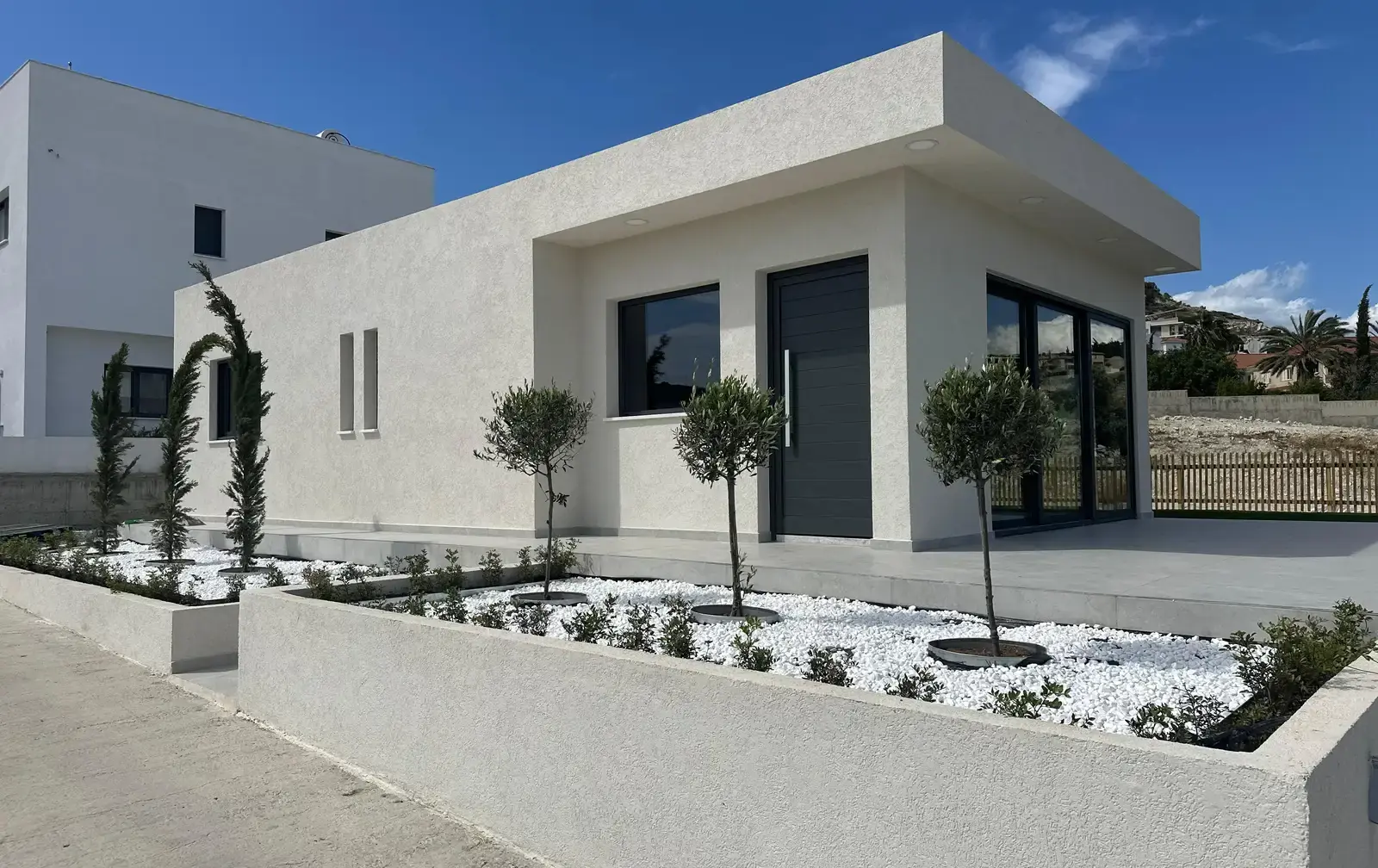 Μονοκατοικία 2 υπνοδωματίων προς ενοικίαση στην περιοχή Agios Tychon