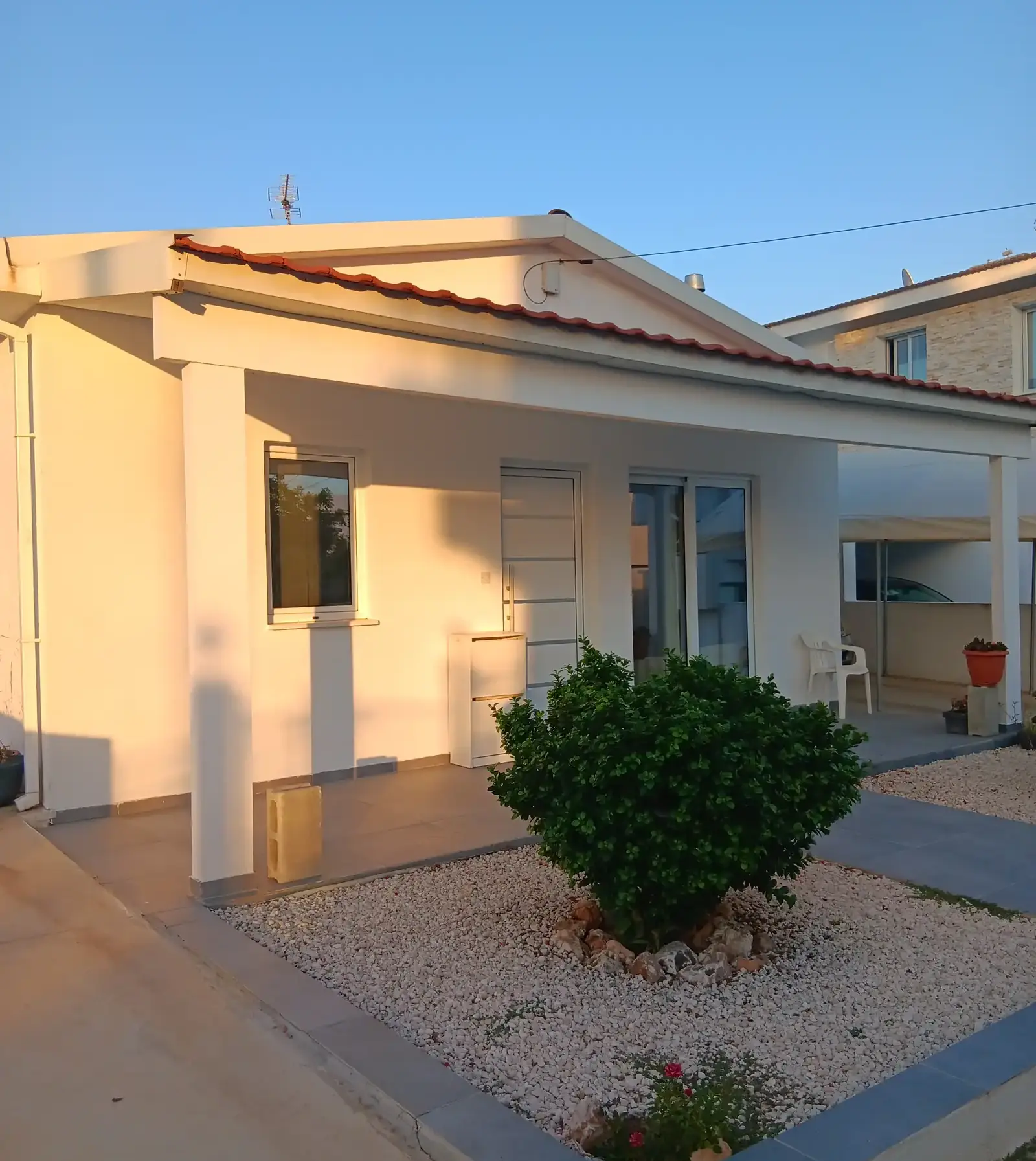 2-bedroom maisonette to rent in Livadia Larnakas