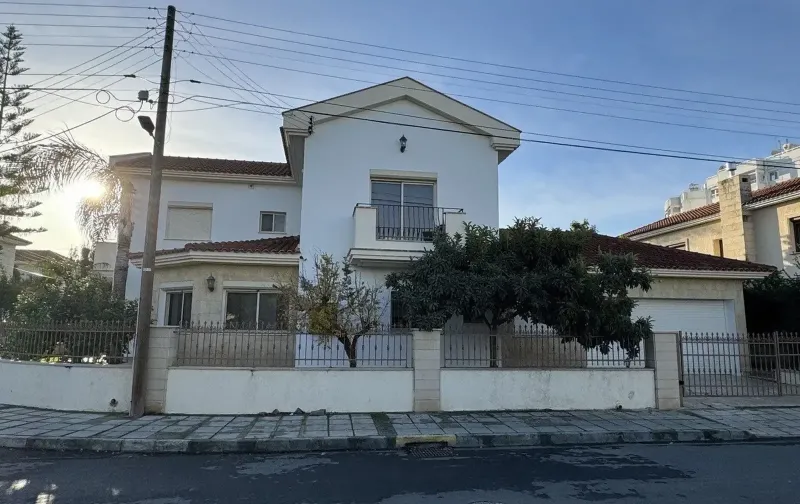 5-bedroom detached house for sale in Germasogeia