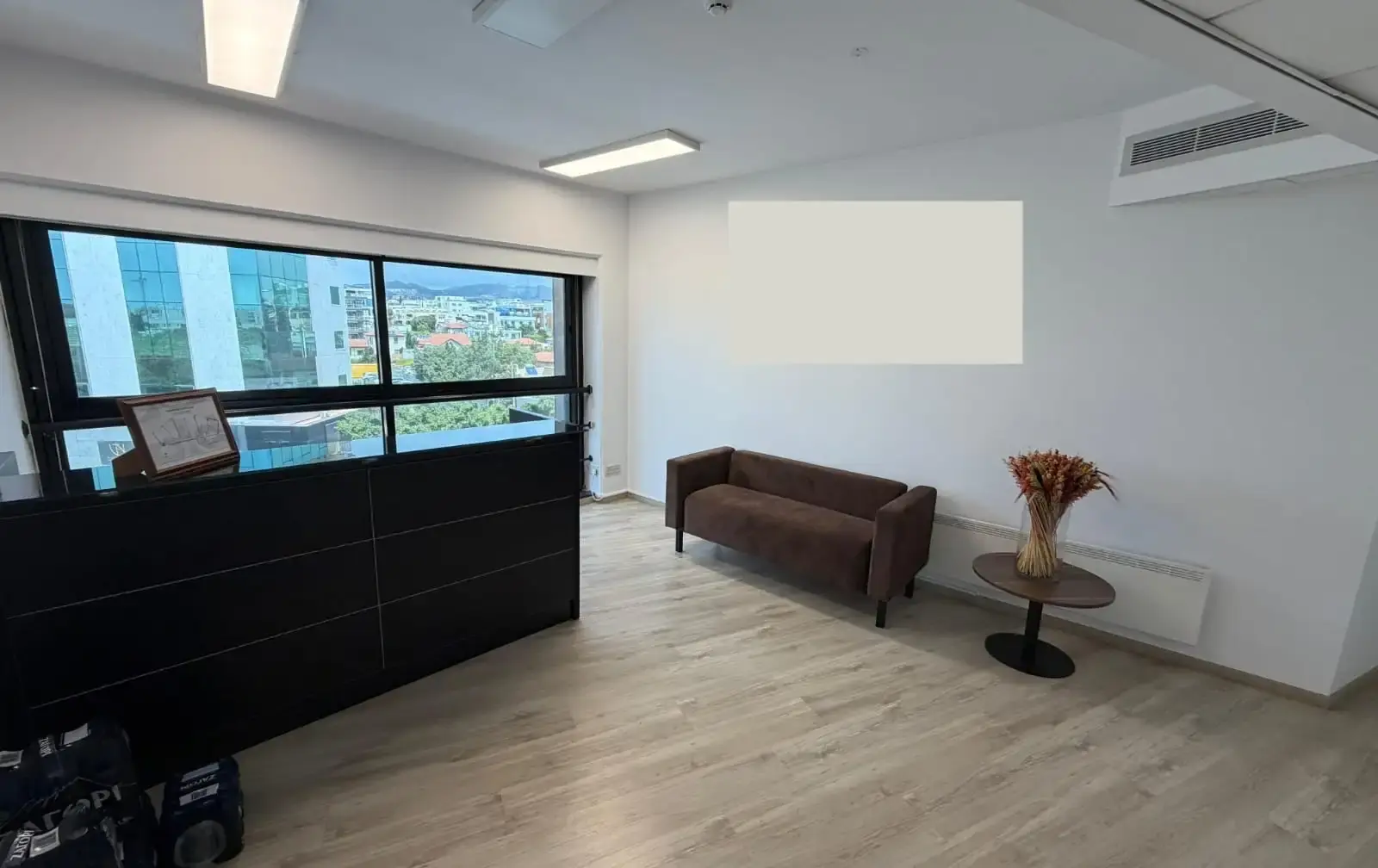 Luxury office in Agia Zoni