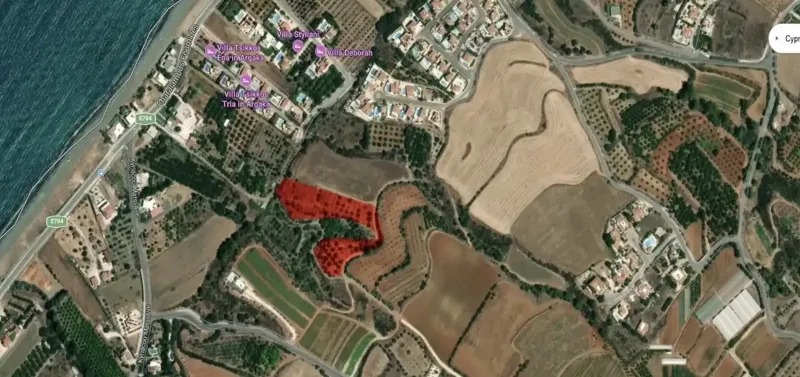 Residential Field 7154 m² in Argaka