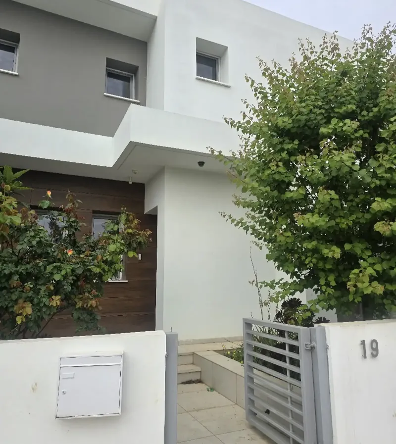 4-bedroom detached house to rent in Latsia - Agios Georgios
